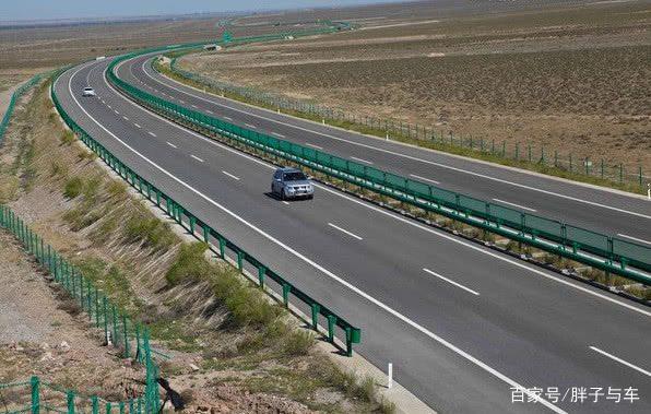 高速公路直线长度竟然有限制,最长直线只有这个数?-有驾